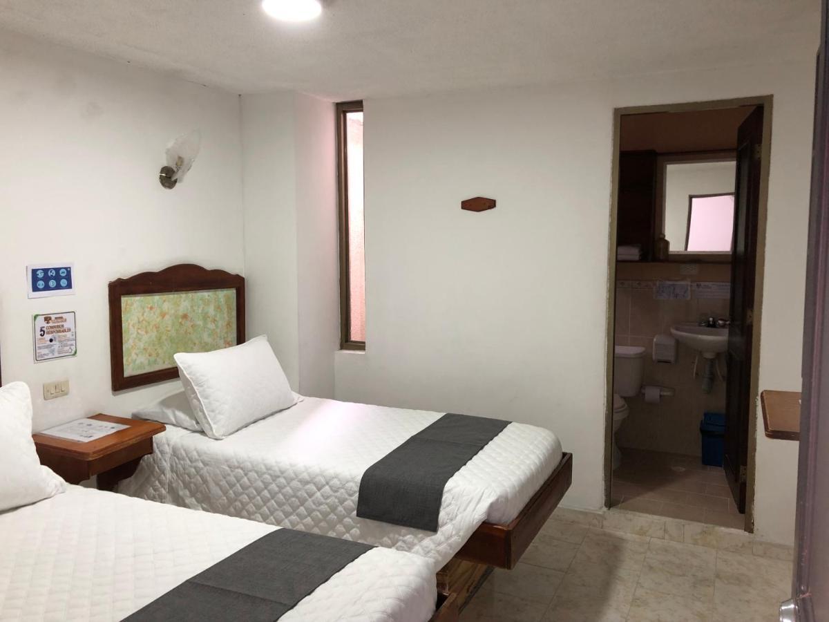 Hotel Armont กาลาร์กา ภายนอก รูปภาพ