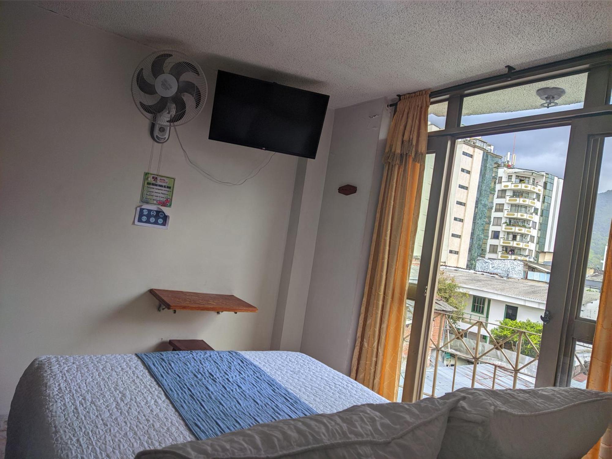 Hotel Armont กาลาร์กา ภายนอก รูปภาพ