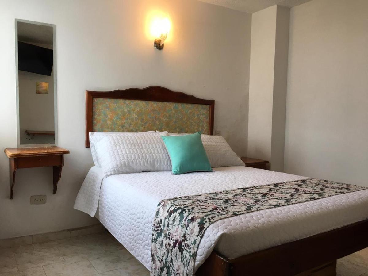 Hotel Armont กาลาร์กา ภายนอก รูปภาพ